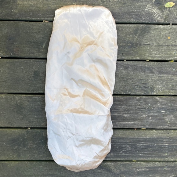 Long Pale Gold Silk/Satin Bonnet - Picture 2 of 6